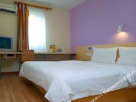 7 Days - New Comfort Family Room