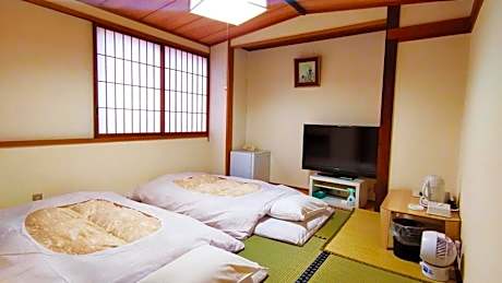 Japanese-Style Room - Non-Smoking