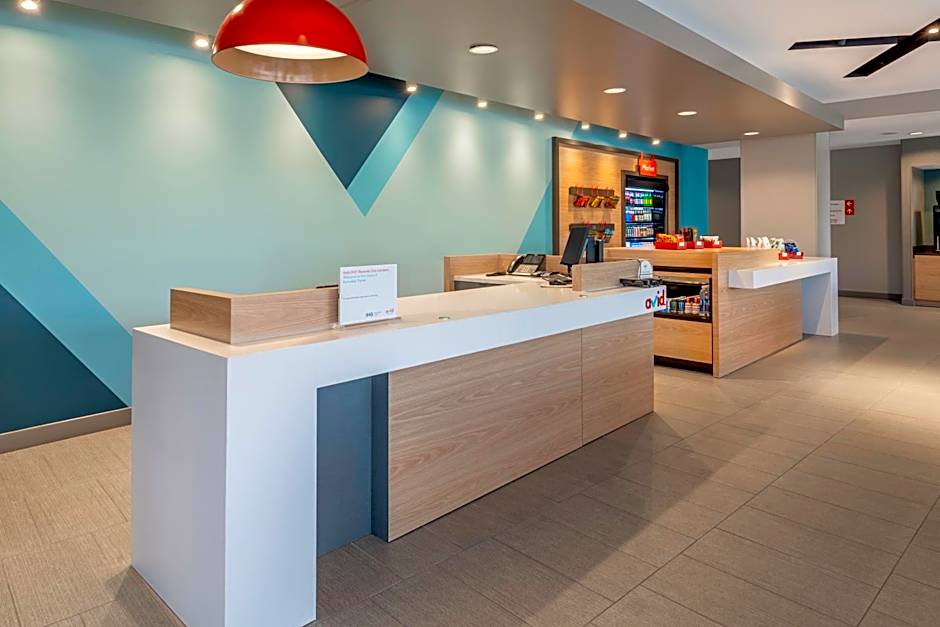 Avid Hotels Milwaukee West Waukesha By IHG