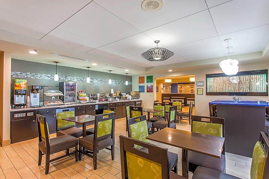Comfort Inn & Suites Cookeville