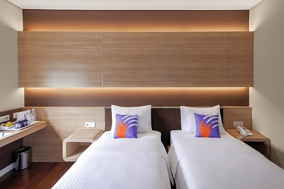 FOX Lite Grogol Jakarta