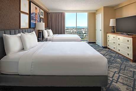 Suite Two Queen Beds