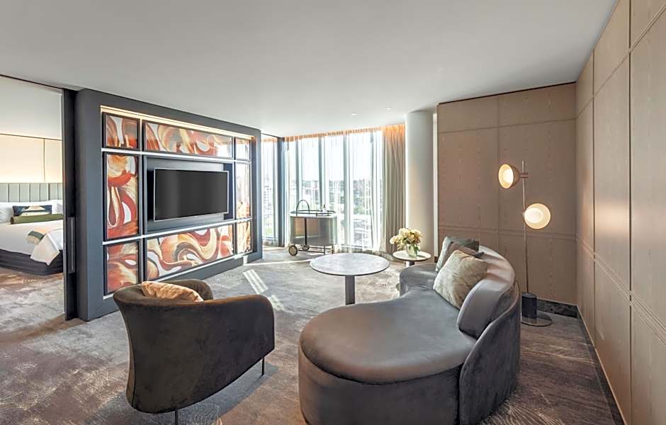 The Darling at The Star