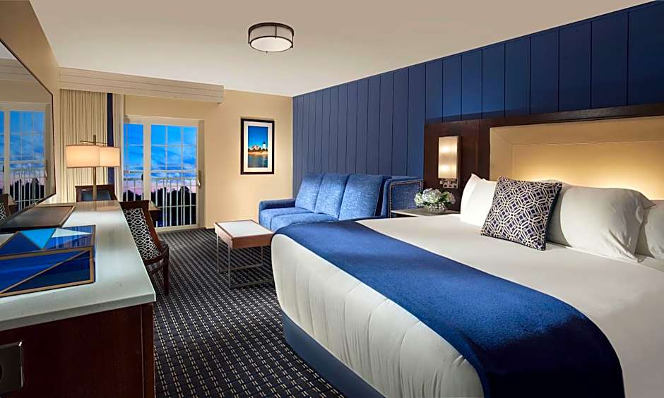 Hyannis Harbor Hotel