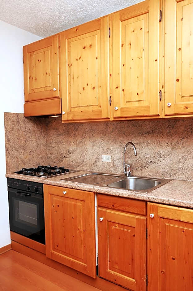 Residence Marisol Camere & Appartamenti - Mezzana Centre