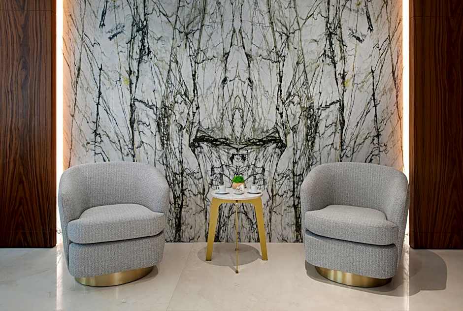 Gleam Collection Hotel