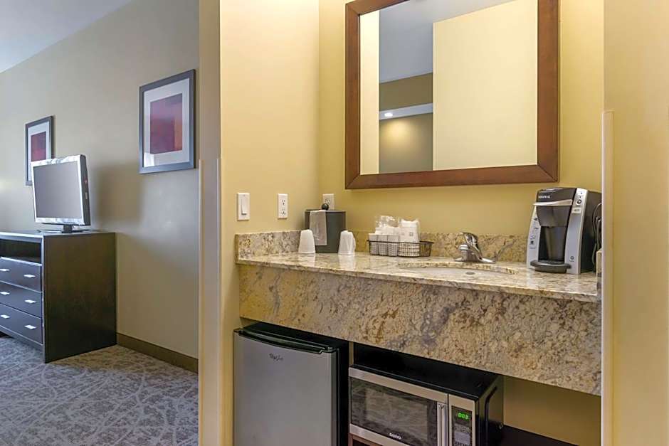 Best Western Plus Lacey Inn & Suites