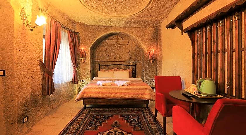 Antique Terrace Suites