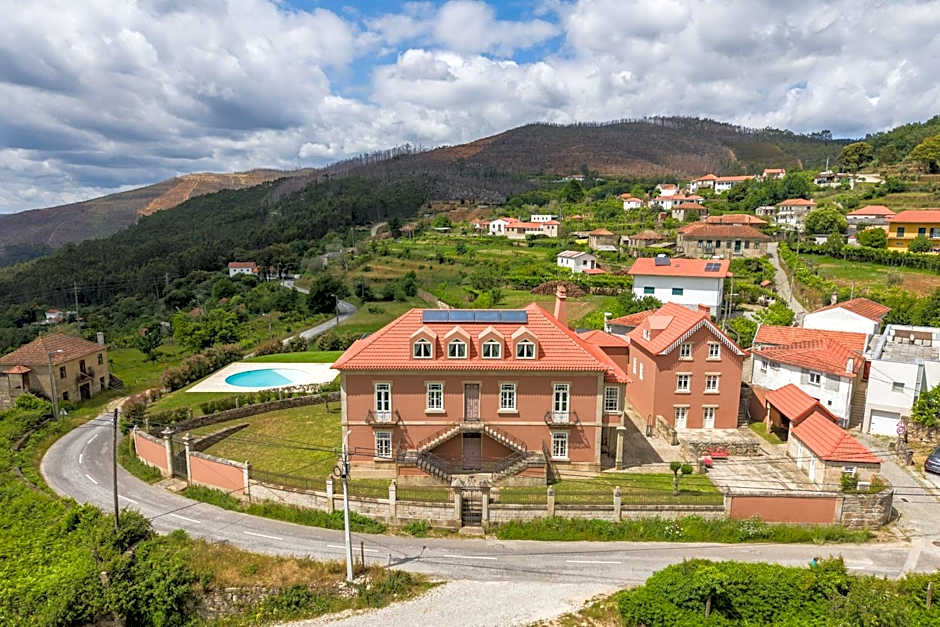 Noronha Lima Boutique Hotel by HostWise
