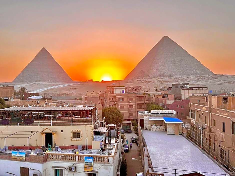 Cheops Pyramids Inn
