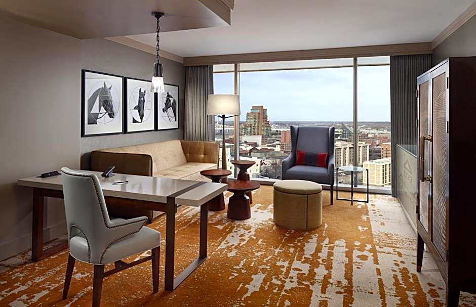 Omni Louisville Hotel
