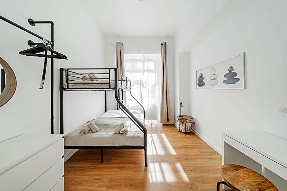 Modern Central City Rooms