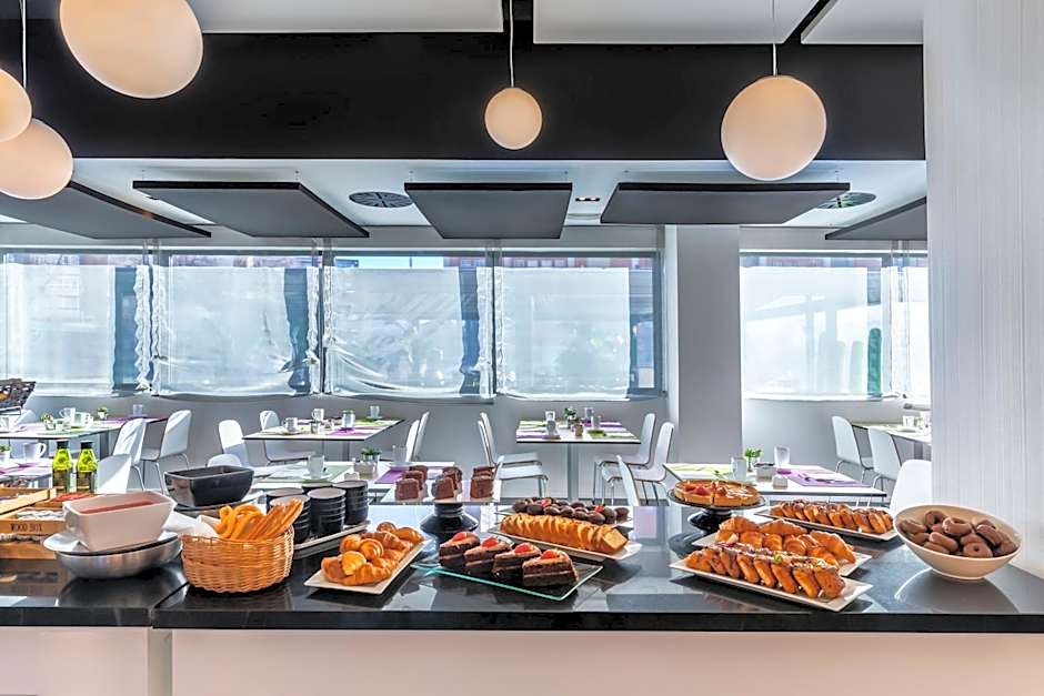 Hotel Zentral Castellana Norte