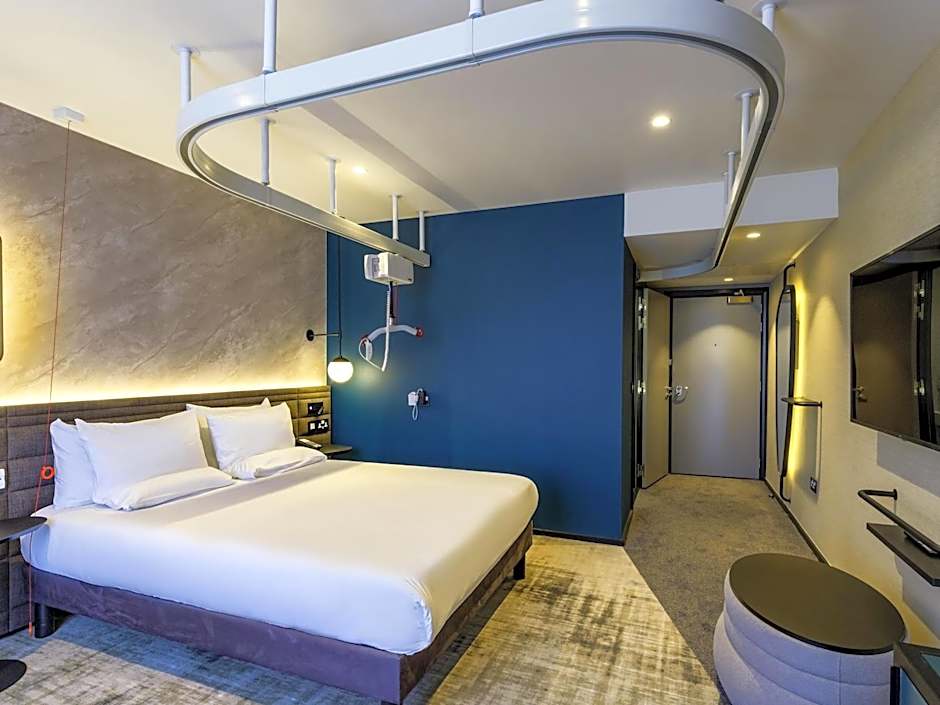 Novotel Liverpool Paddington Village