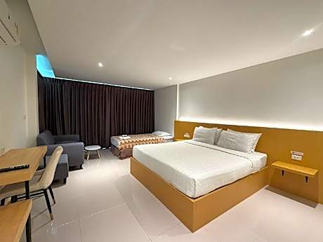 Deluxe Triple Room for 3 People