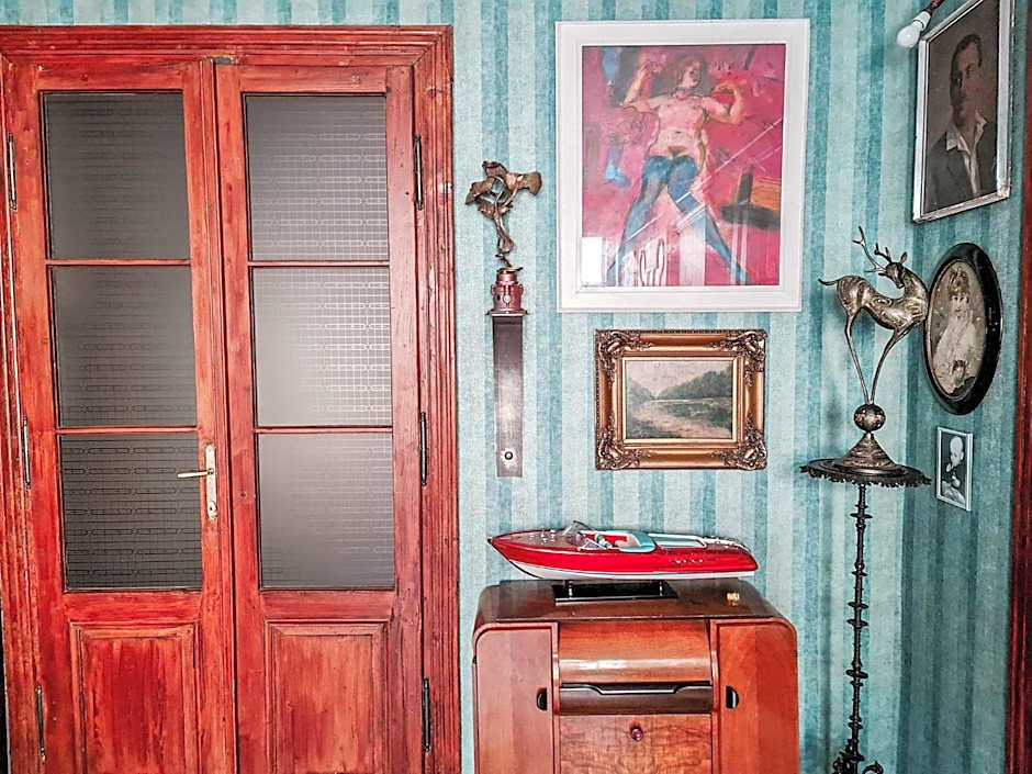 Divná pani Luxury Gallery Rooms