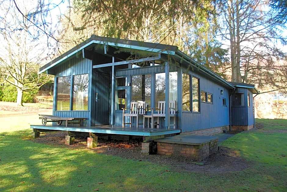 Loch Monzievaird Chalets
