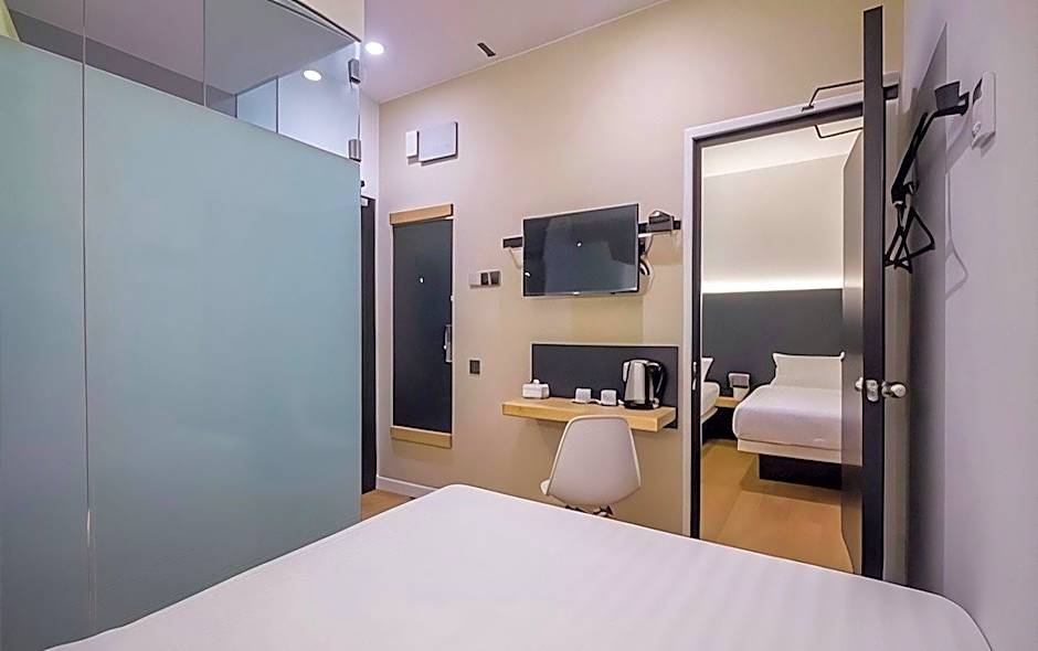 Mode Inn Icon City