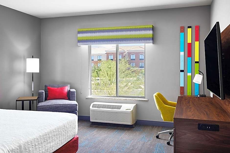 Hampton Inn By Hilton And Suites Ridgecrest