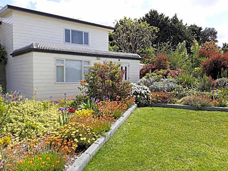 Superior Twin Room with Garden View