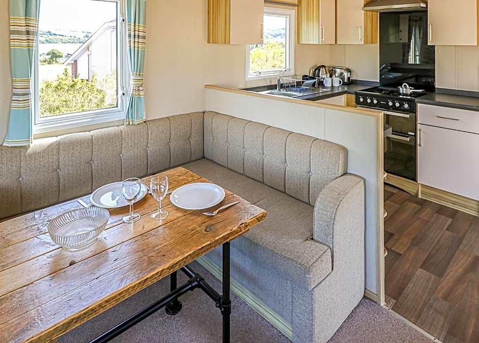 Waters Edge Leisure Park