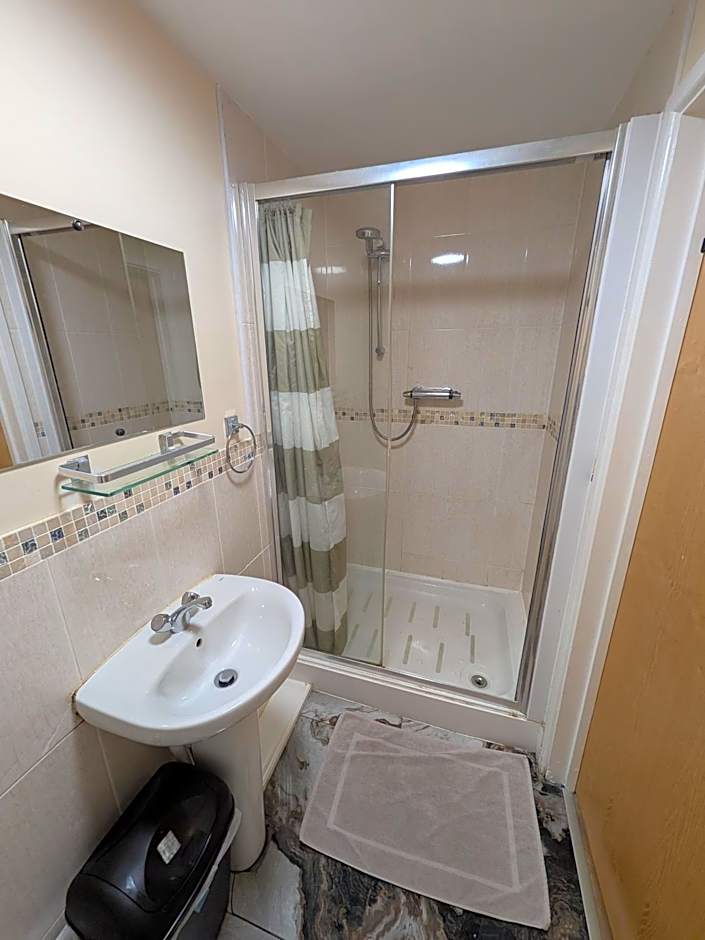 Kings Arms Guest House Ebbw Vale