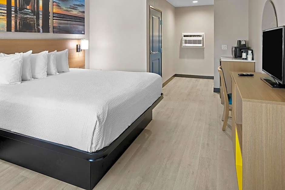 Days Inn by Wyndham San Diego-East/El Cajon