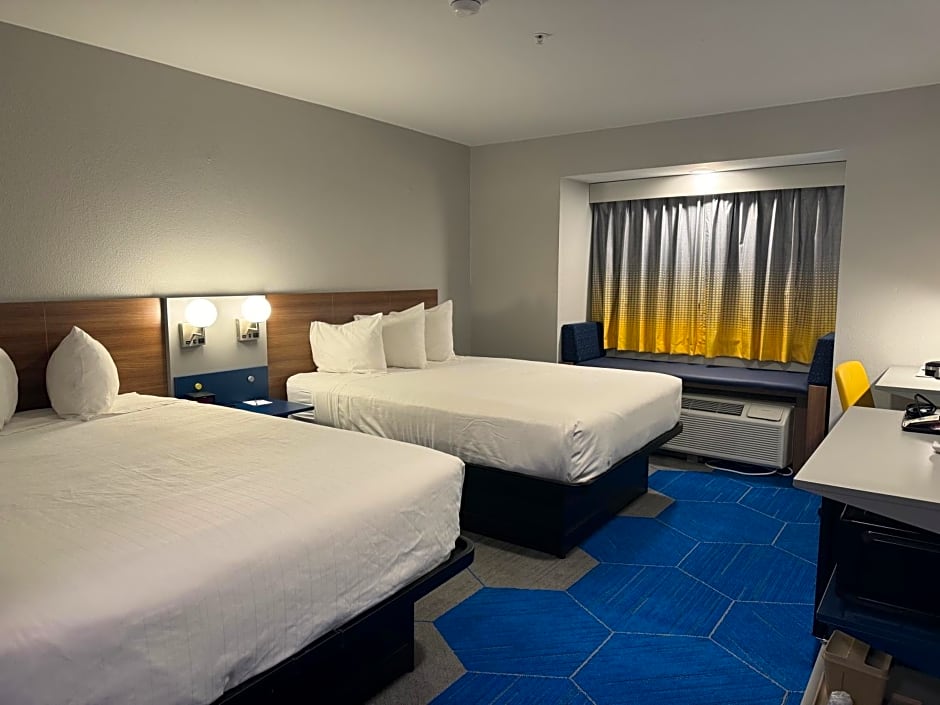 Microtel Inn & Suites By Wyndham Independence