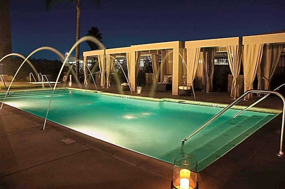 DoubleTree by Hilton Monrovia - Pasadena Area