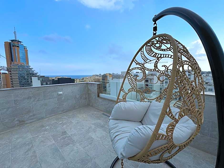 Balcony Studios