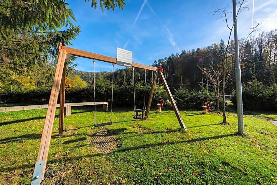 Domačija Vodnik & Apartments