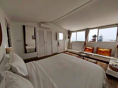 Panoramic Cabana