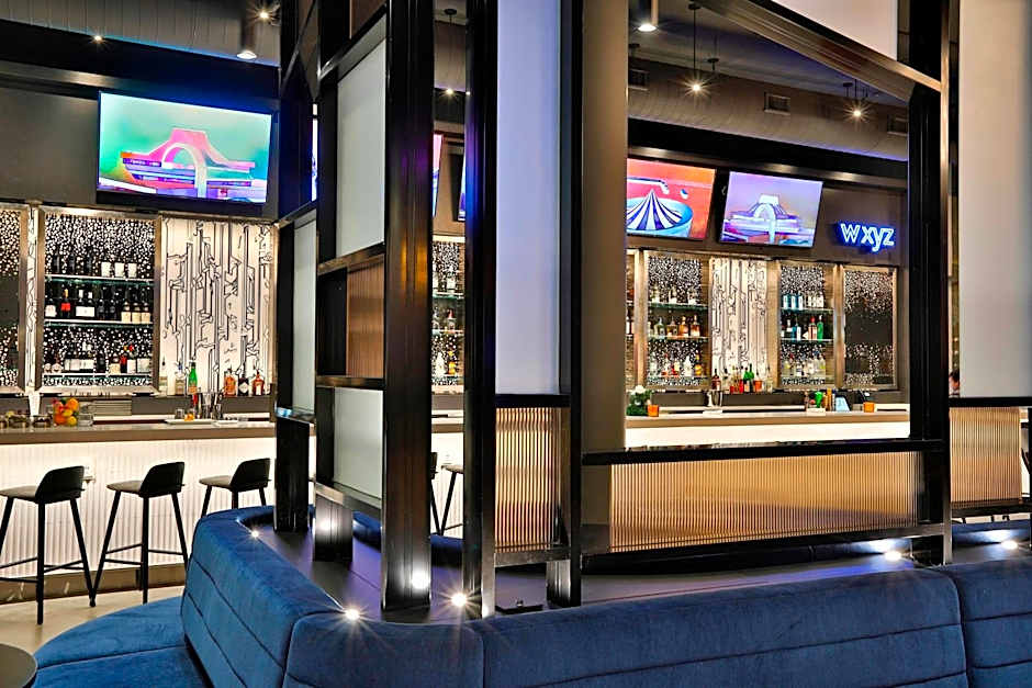 Aloft Chicago Mag Mile