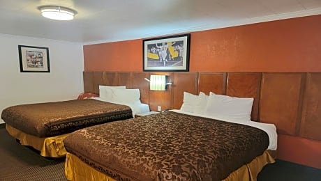 Deluxe Queen Room with Two Queen Beds - Non-Pet Friendly