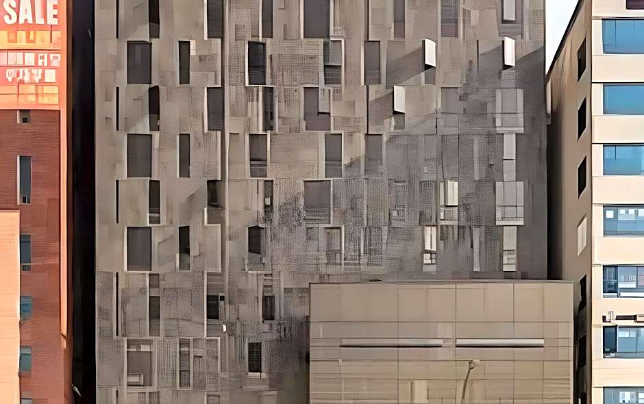 Hotel The May