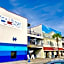 Sea And Breeze Hotel And Condo