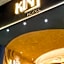Kin Hotel Ly Tu Trong