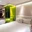 I Hotel