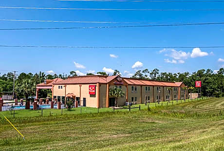Econo Lodge Inn & Suites Diamondhead