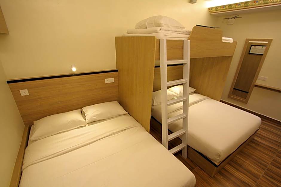 Shamrock Guest House ll