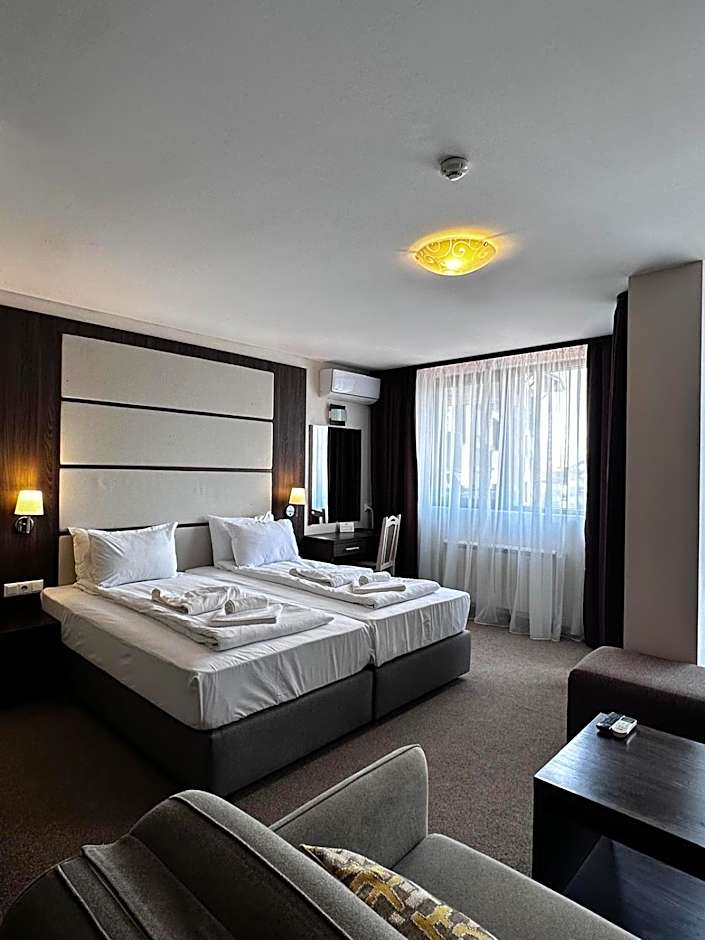 Zara Hotel
