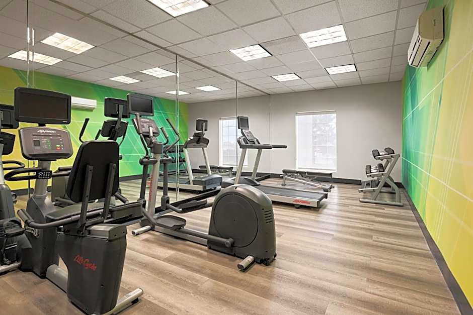 Holiday Inn & Suites Albuquerque Airport By IHG