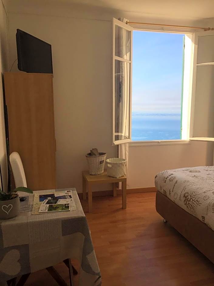 Sea View — 41 fotoğraftan 1. fotoğraf