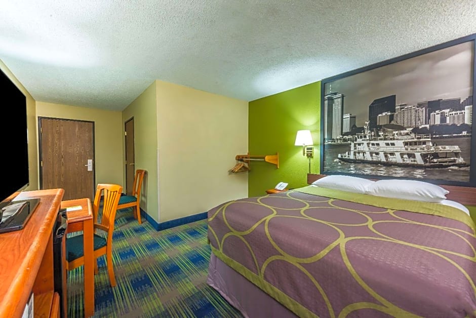 Super 8 by Wyndham Sulphur Lake Charles