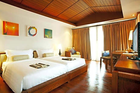 Deluxe Double or Twin Room