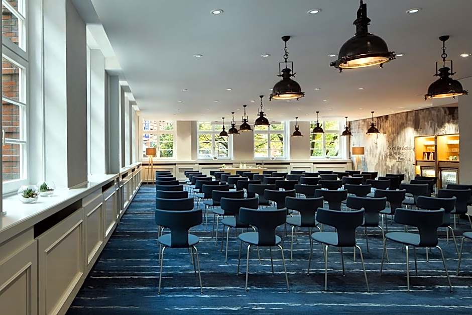 Renaissance by Marriott Hamburg Hotel