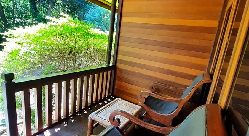 Hotel Besar Bulan Baru