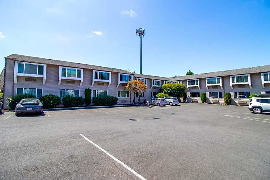 Red Lion Inn & Suites Vancouver