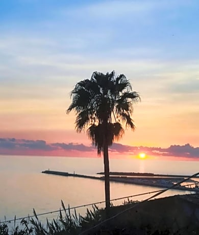 Mediterraneo Travel
