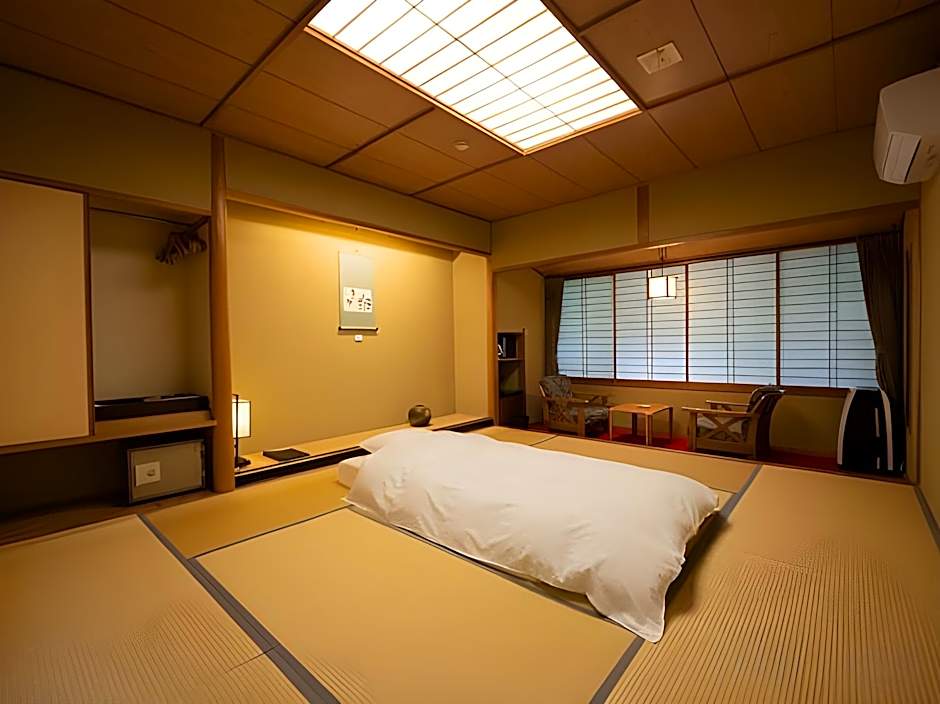 Sakahijiri Nikko